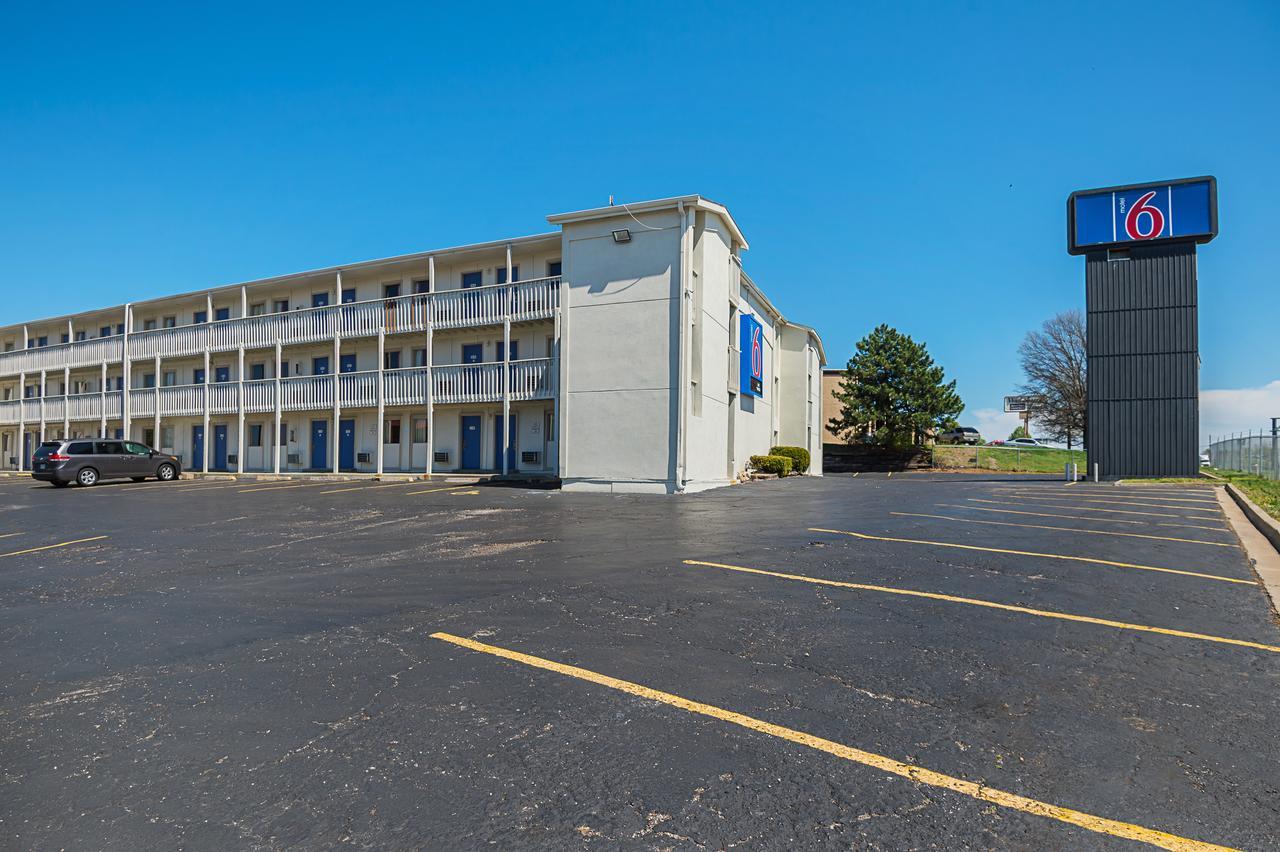 Motel 6-Blue Springs, Mo Экстерьер фото